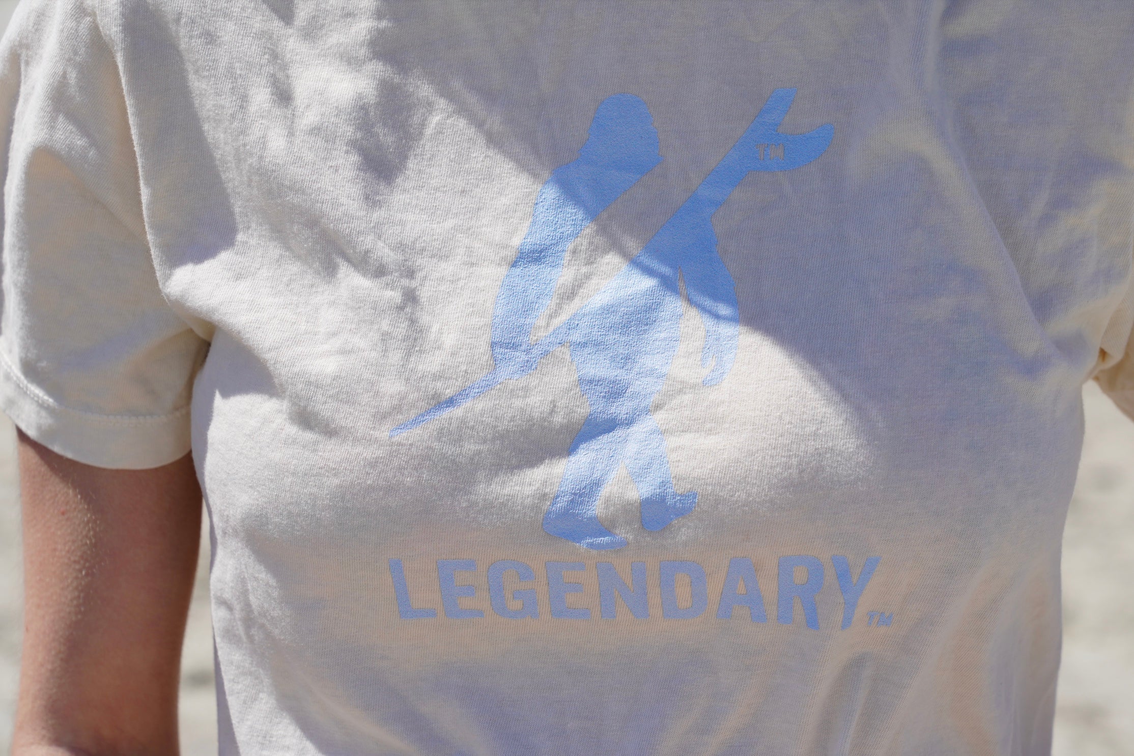 LEGENDARY Women’s Heavyweight Boxy Tee – Sand