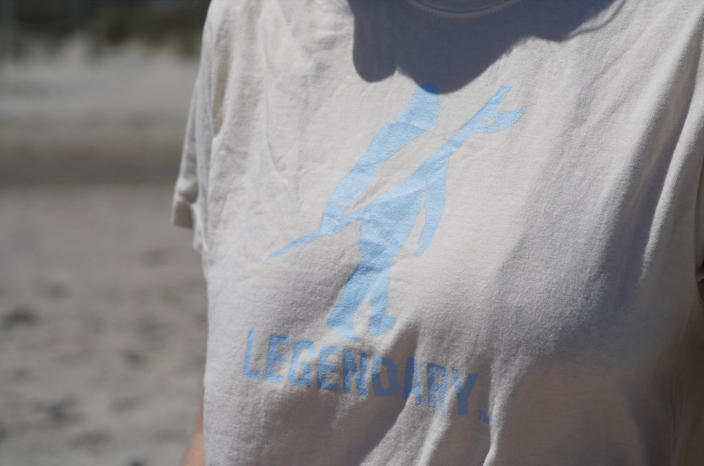 LEGENDARY Women’s Heavyweight Boxy Tee – Sand